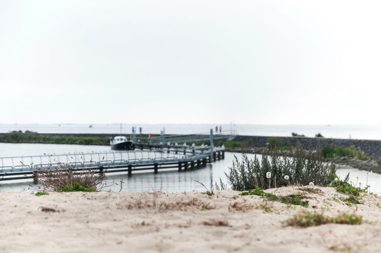 Heerlijk Huis Aan Het Ijsselmeer Stavoren Exterior photo